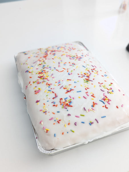 Occasions - Sponge Traybake for Birthday Party etc