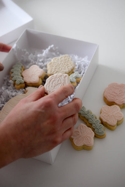 Mother's Day - Flower Bouquet Iced Cookie Gift Box (PRE-ORDER)