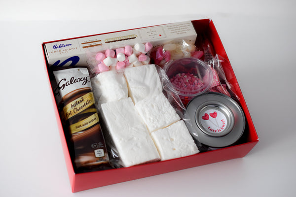 Valentine's Day - Valentine's Marshmallow Smores Toasting Kit