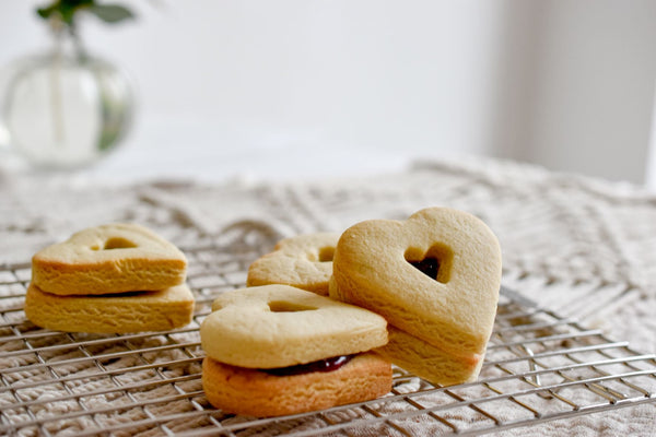 Valentine's Baking Box - Jammie Heart Biscuits